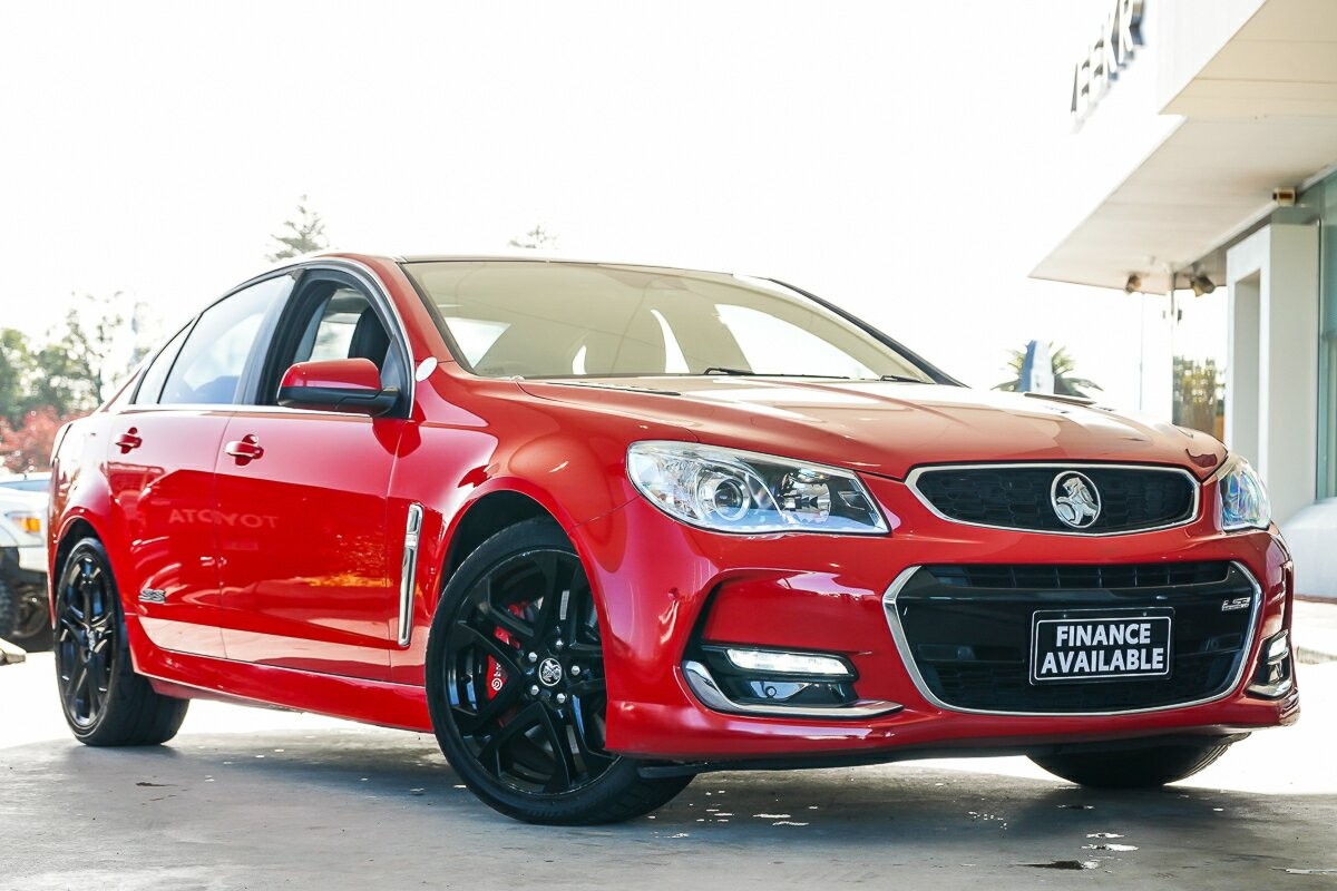 Holden Commodore image 1
