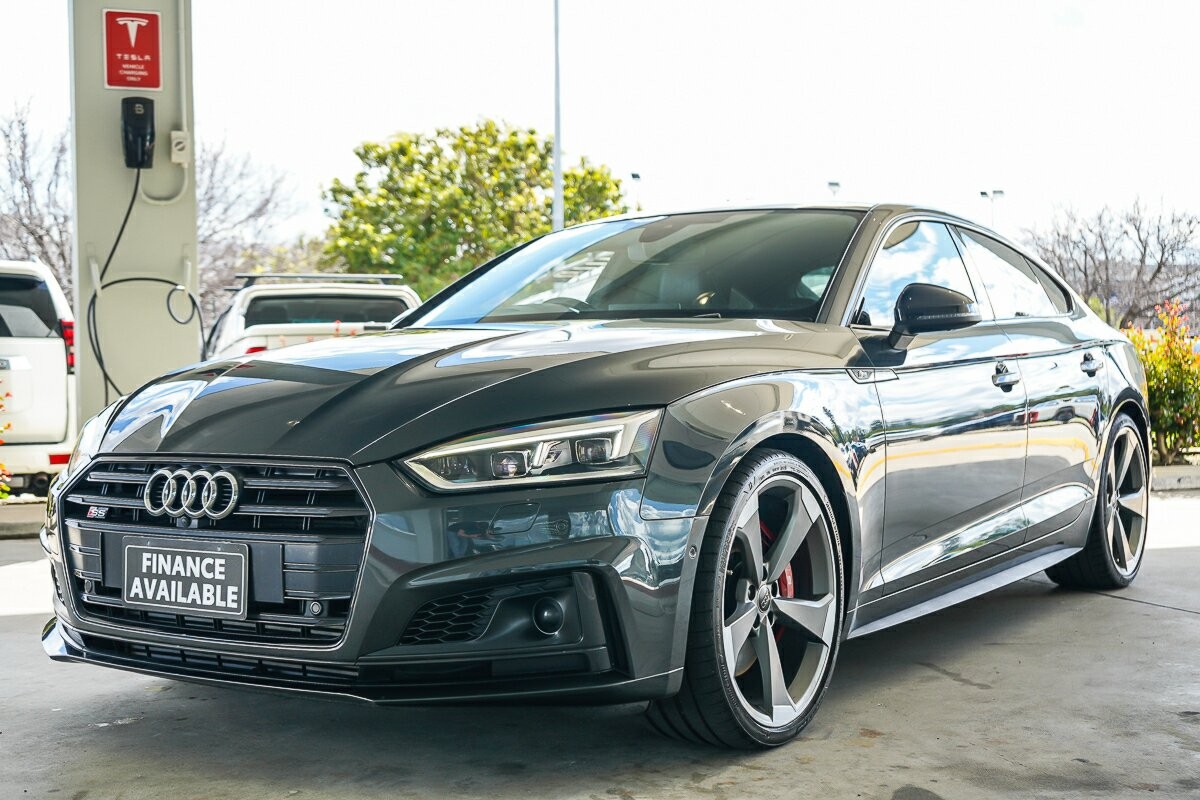 Audi S5 image 4
