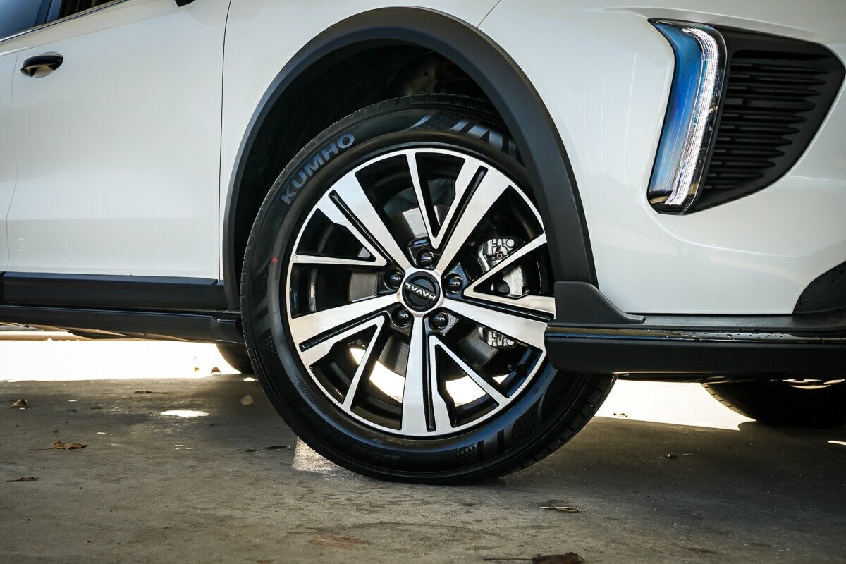 Gwm Haval Jolion image 2