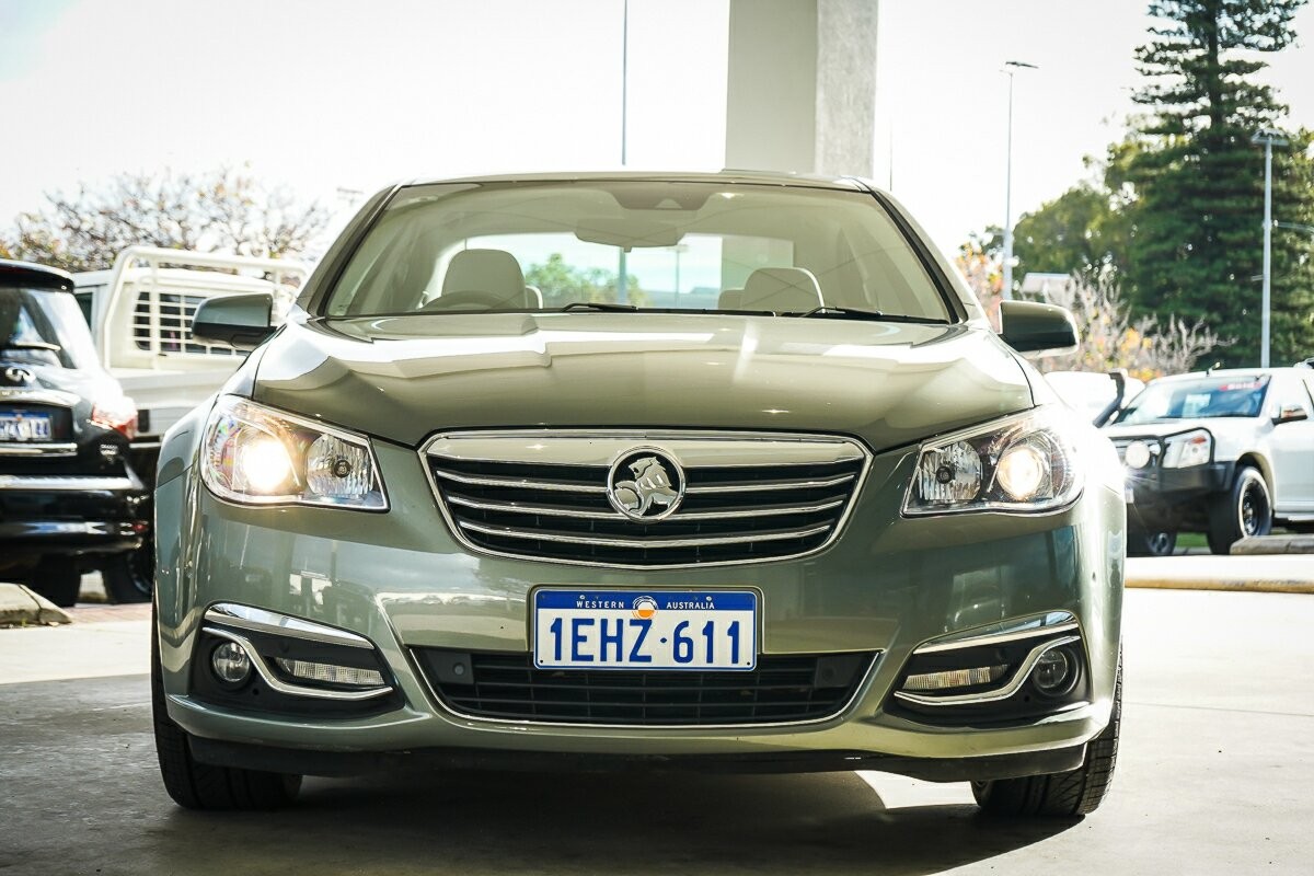 Holden Calais image 3