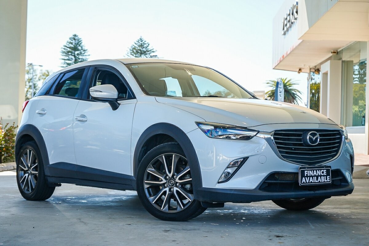 Mazda Cx-3 image 1