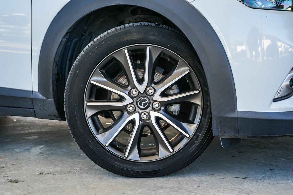Mazda Cx-3 image 2