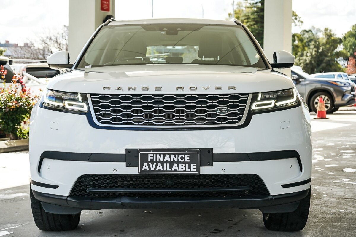 Land Rover Range Rover Velar image 3