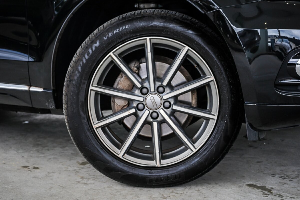 Audi Q5 image 2