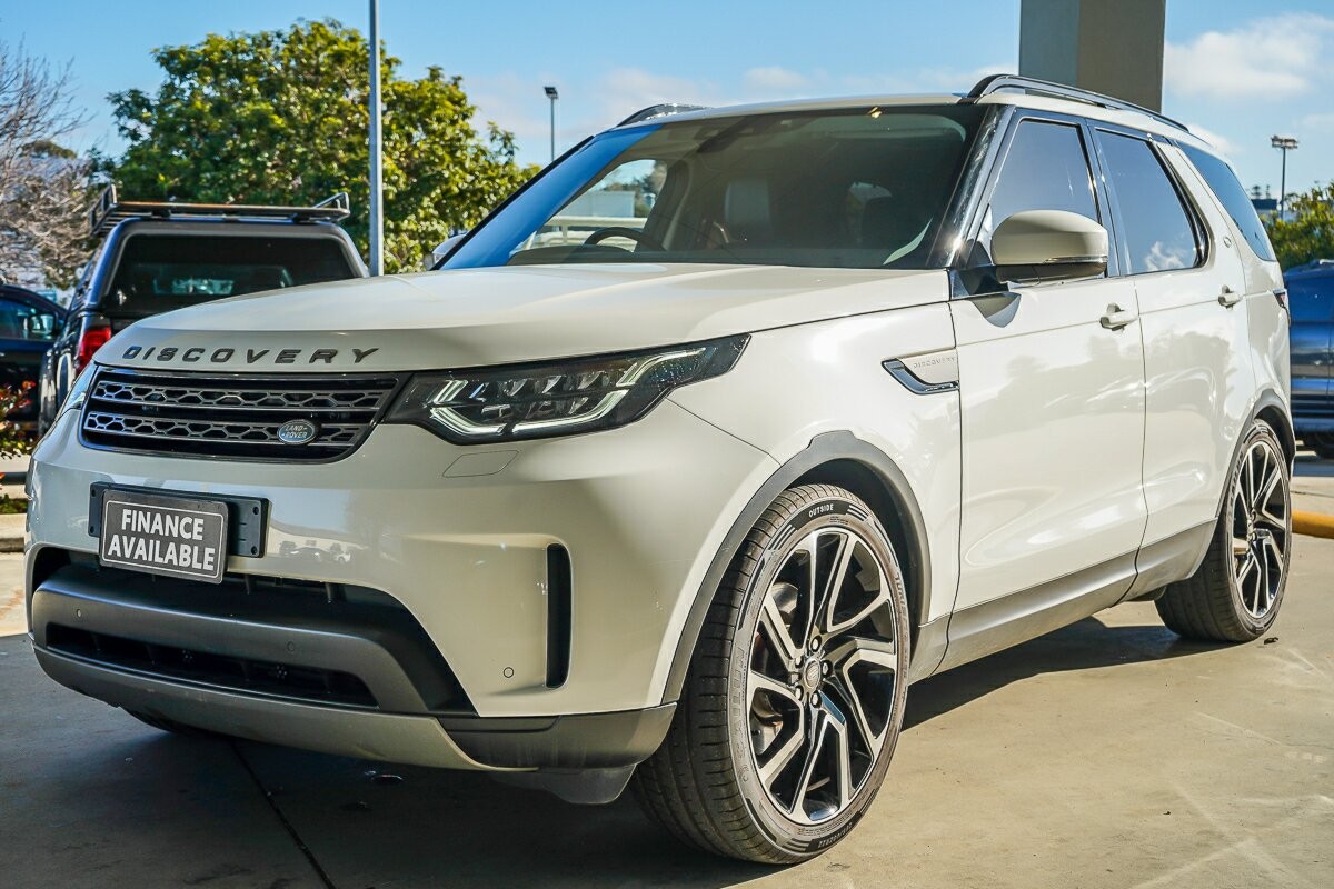 Land Rover Discovery image 4