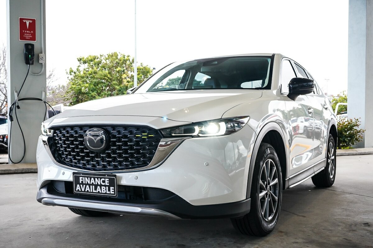 Mazda Cx-5 image 4