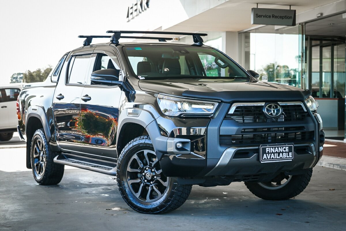 Toyota Hilux image 1