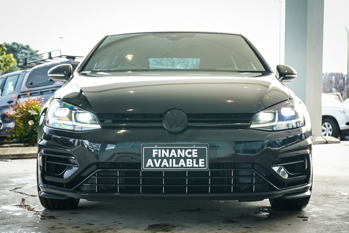 Volkswagen Golf image 3