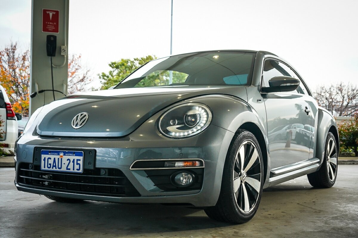 Volkswagen Beetle image 4
