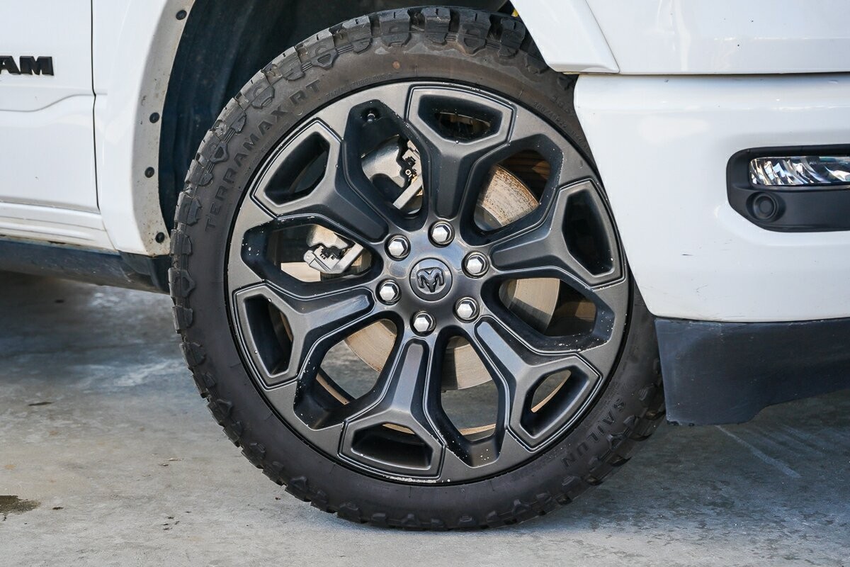 Ram 1500 image 2