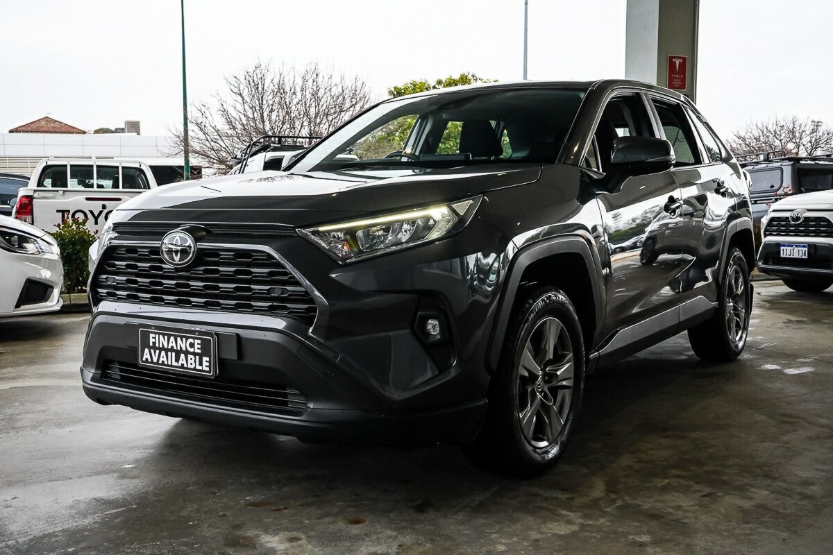 Toyota Rav4 image 4
