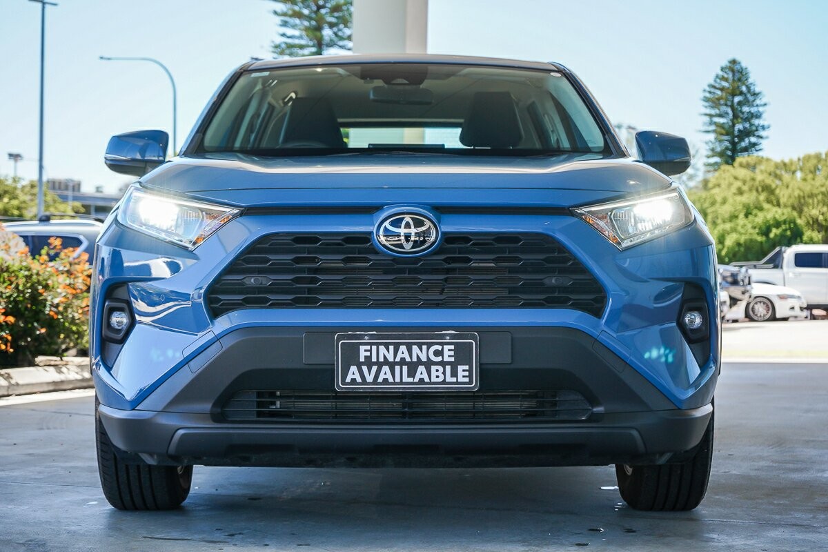 Toyota Rav4 image 3