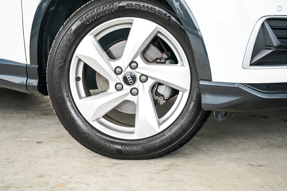 Audi Q3 image 2
