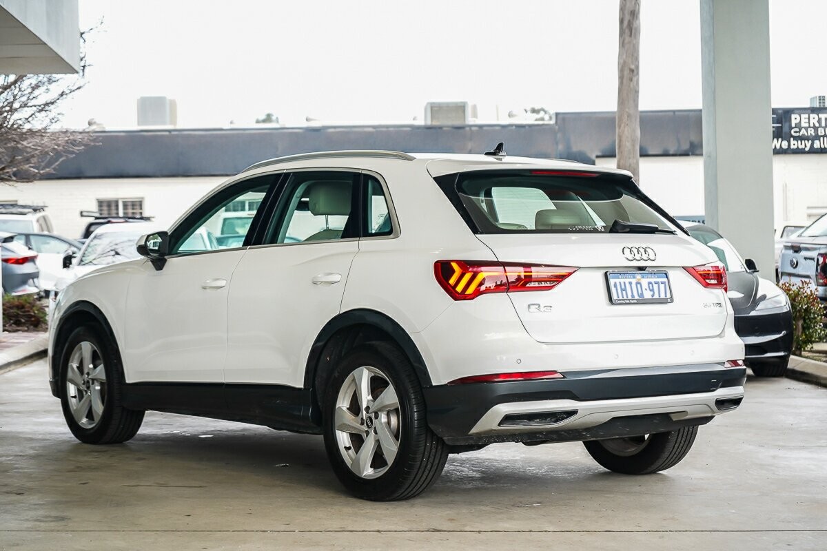 Audi Q3 image 4
