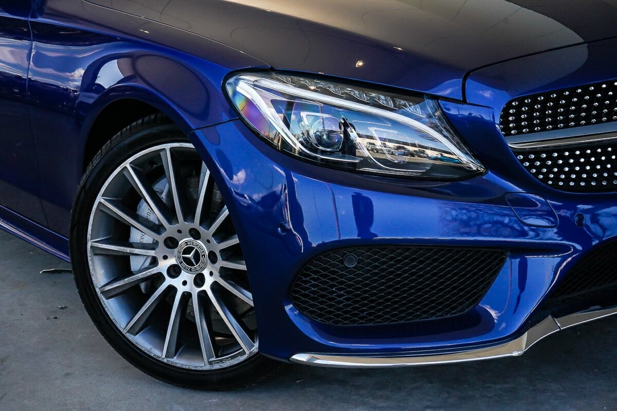 Mercedes Benz C-class image 2