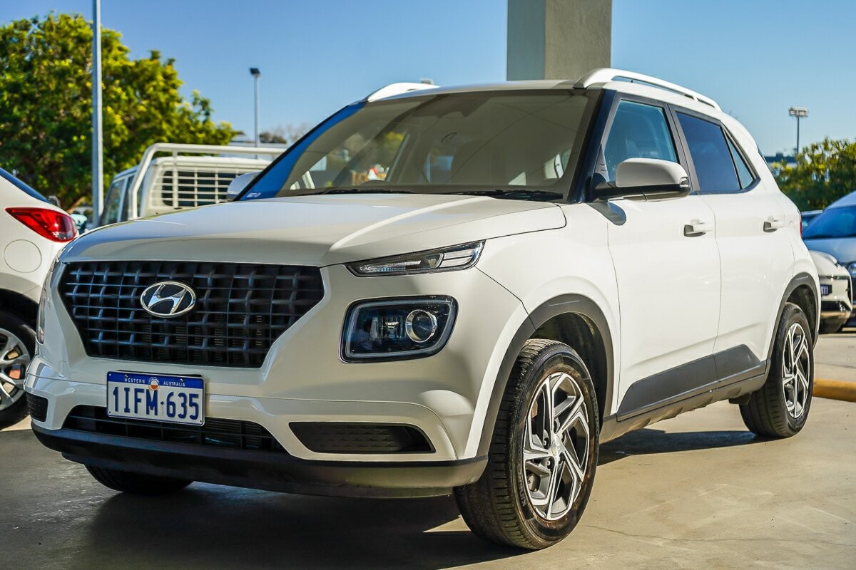 Hyundai Venue image 4