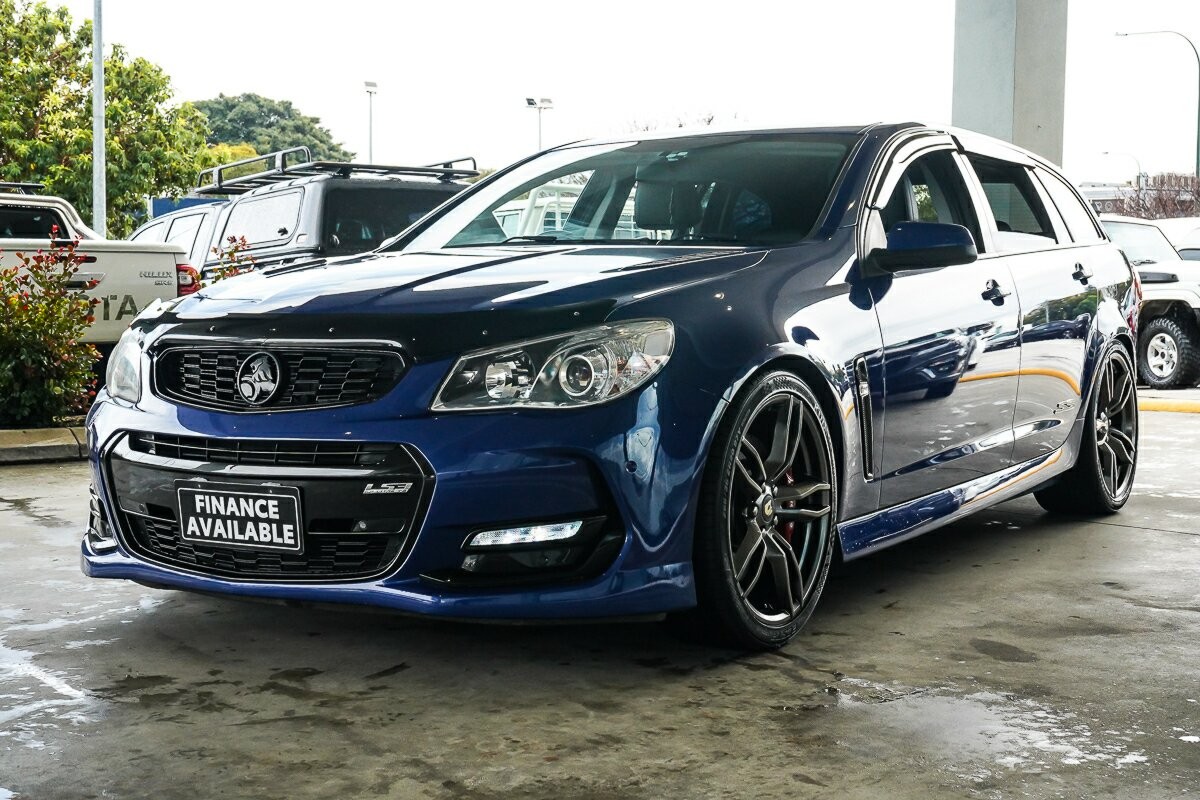 Holden Commodore image 4