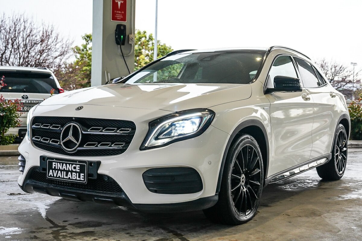 Mercedes Benz Gla-class image 4