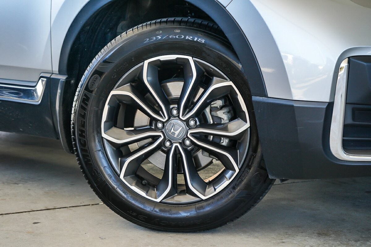 Honda Cr-v image 2