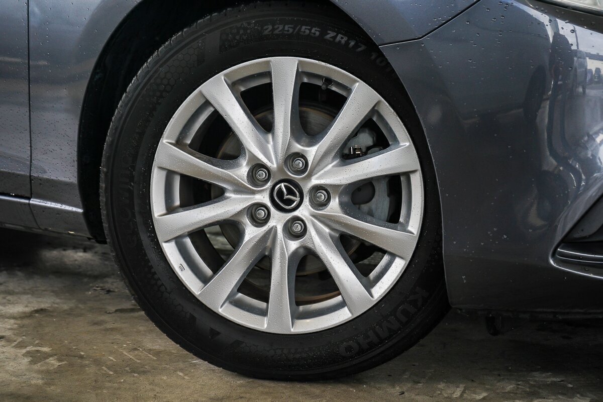 Mazda 6 image 2