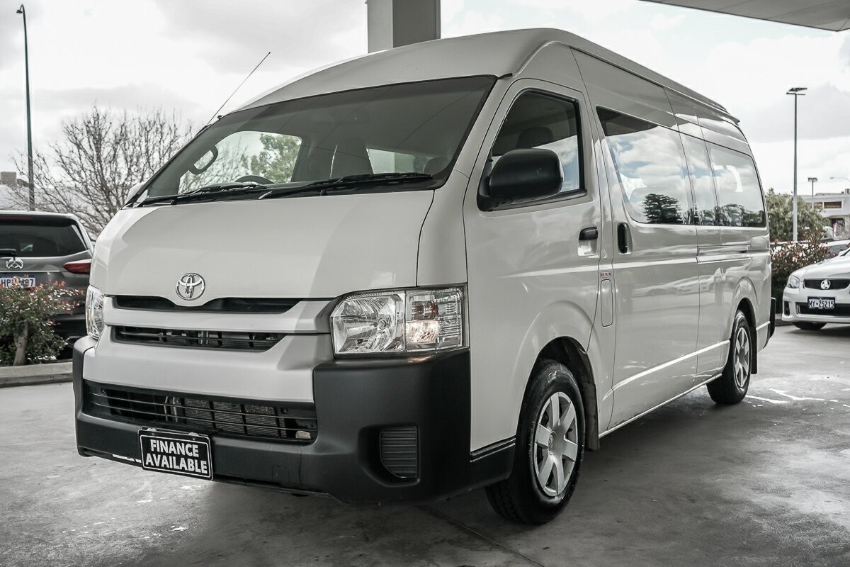 Toyota Hiace image 4