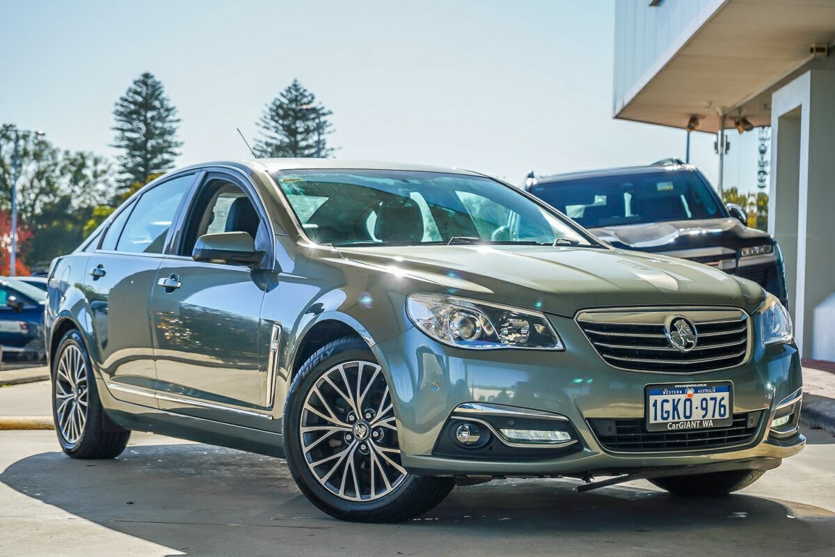Holden Calais image 1