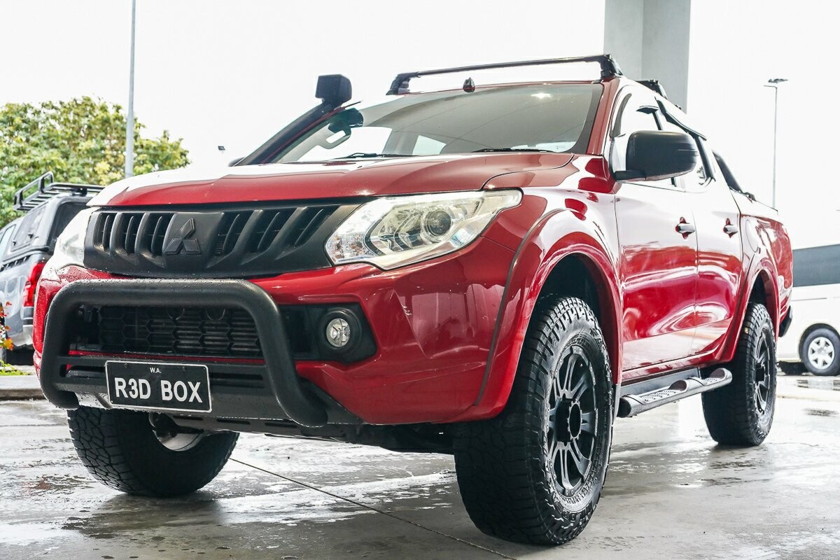 Mitsubishi Triton image 4