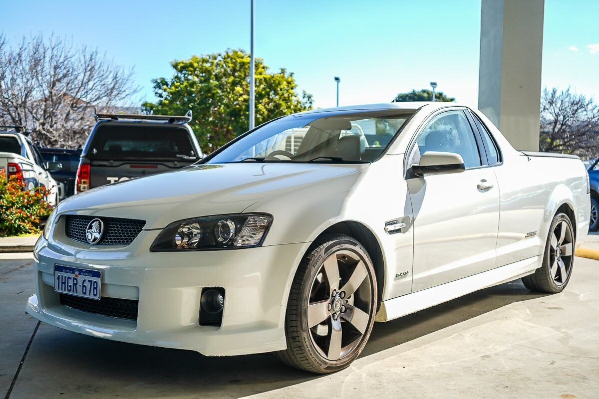 Holden Ute image 4