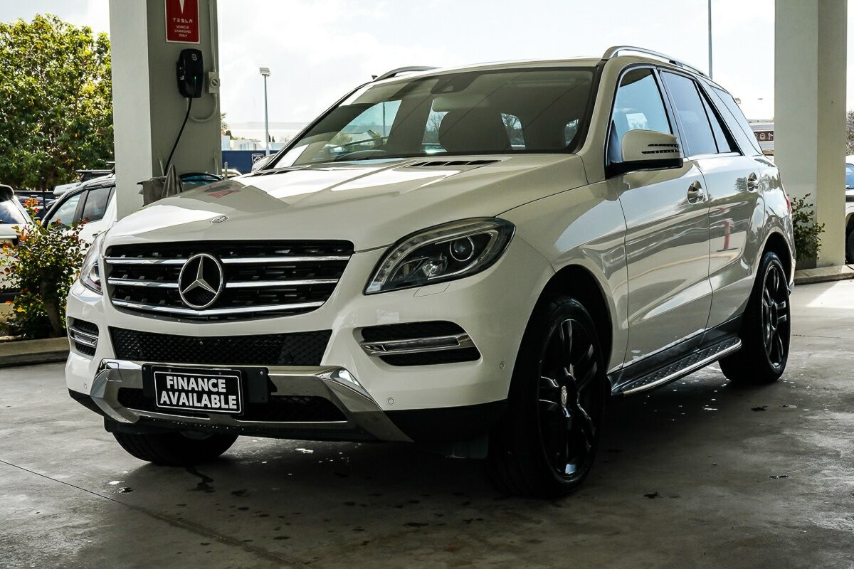Mercedes Benz M-class image 4