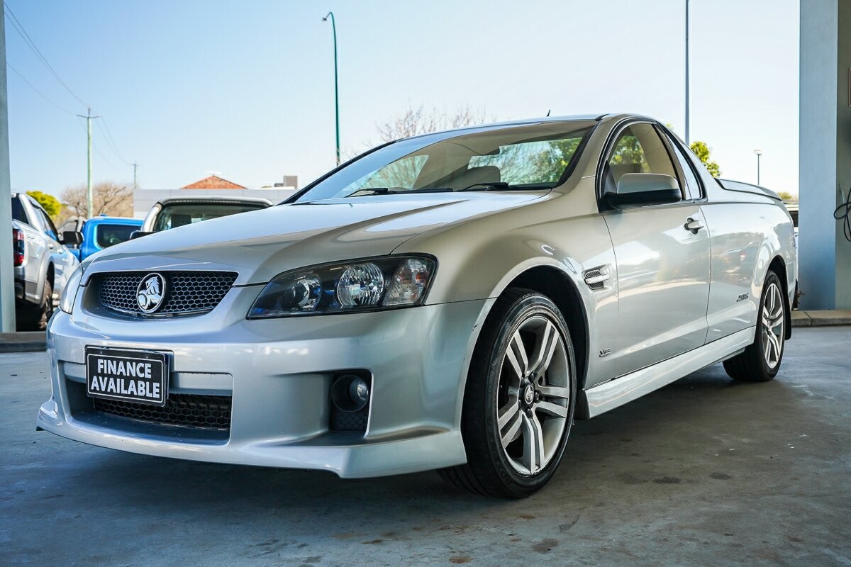 Holden Ute image 4