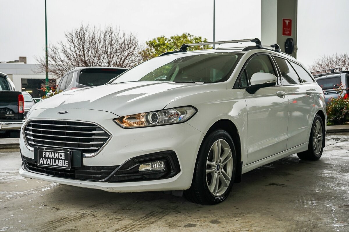 Ford Mondeo image 4