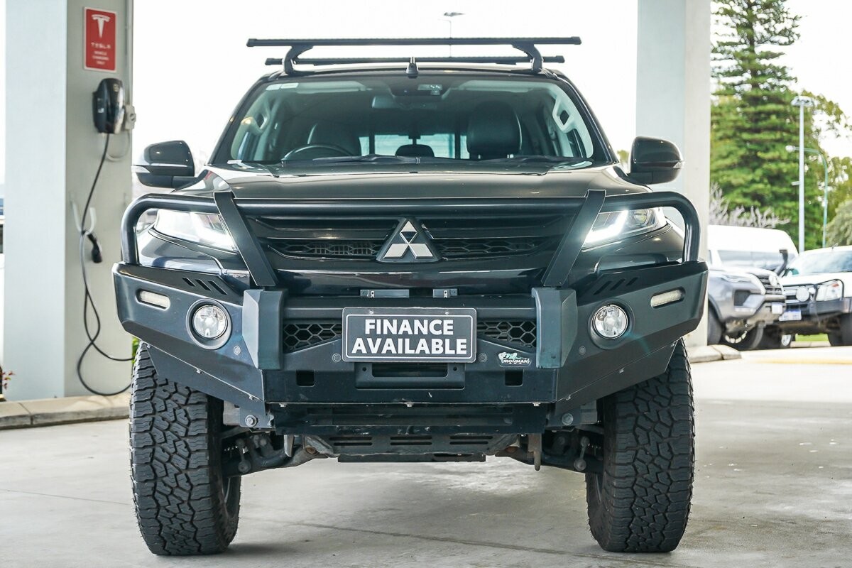 Mitsubishi Triton image 3