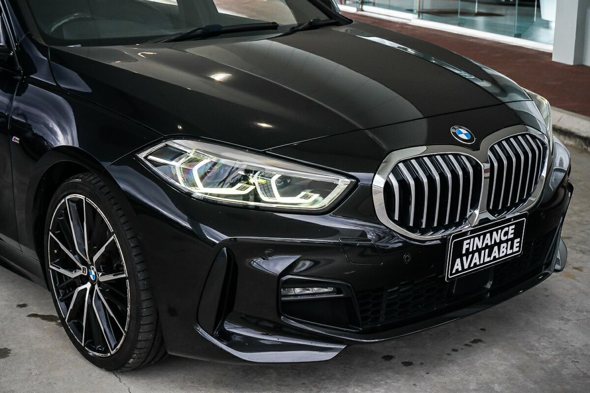 BMW 1 Series image 4