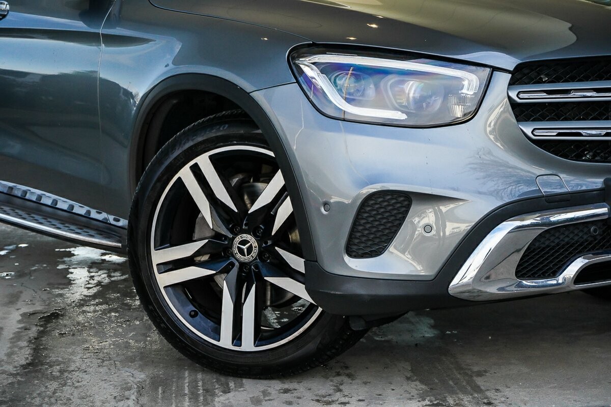 Mercedes Benz Glc-class image 2