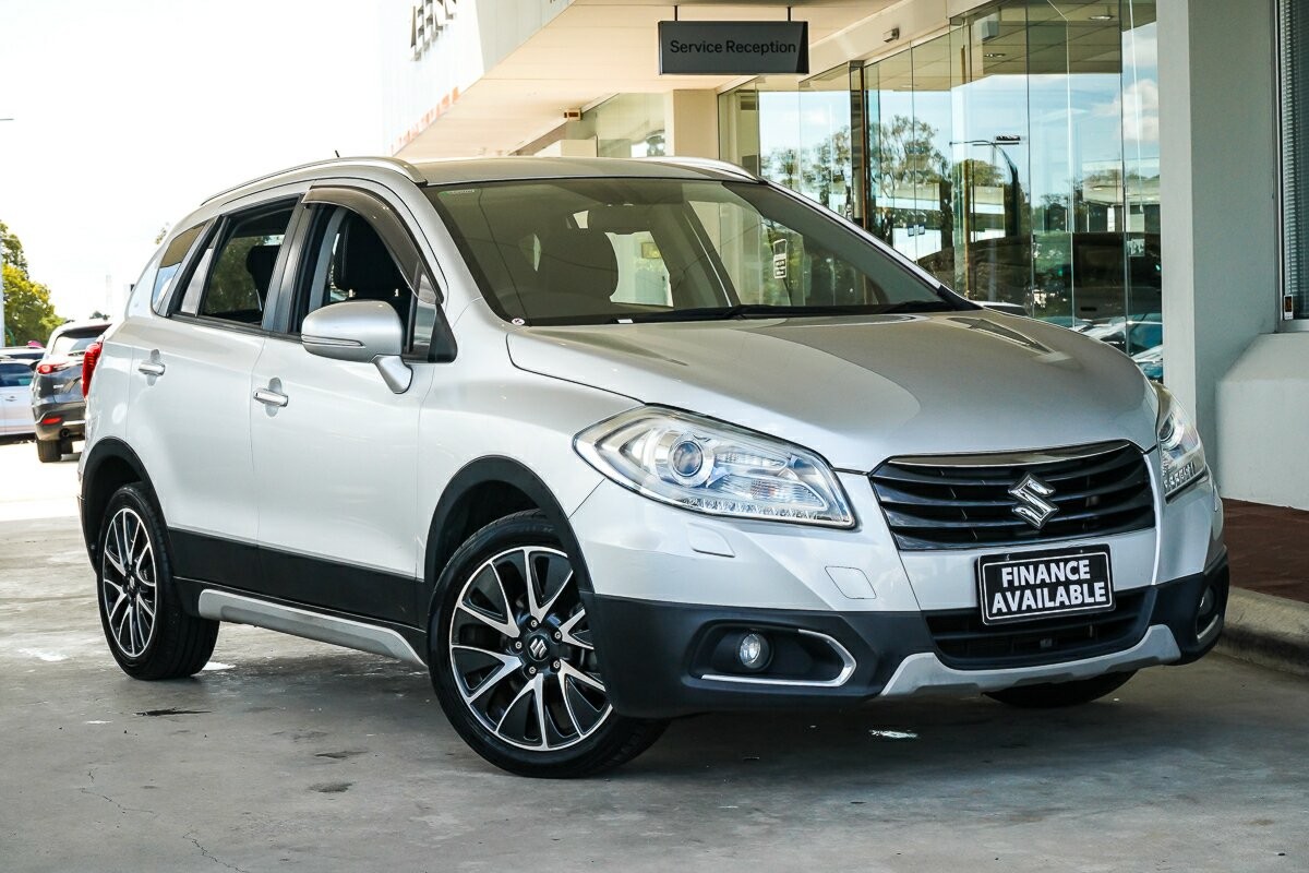 Suzuki S-cross image 1