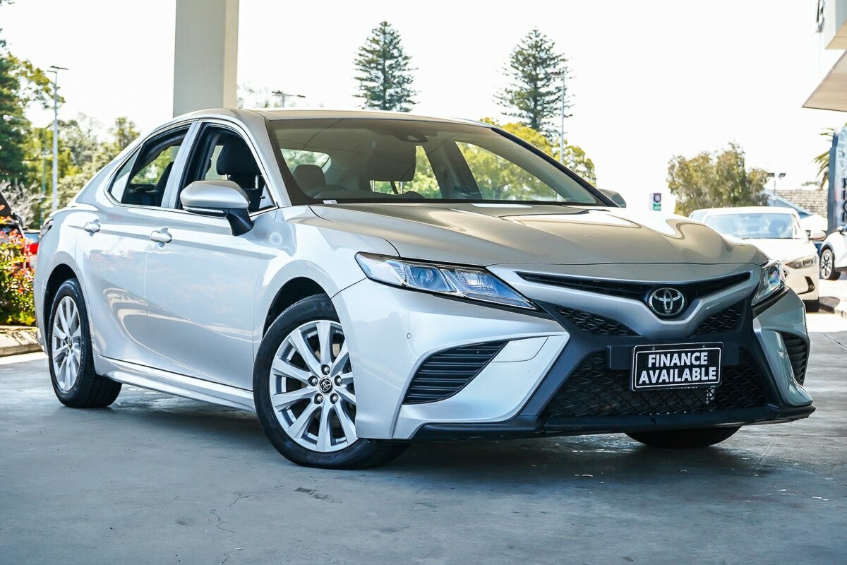 Toyota Camry image 1