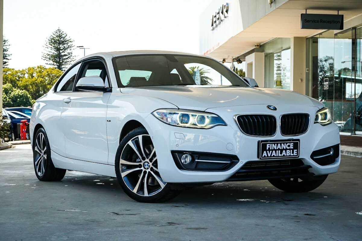 BMW 2 Series image 1