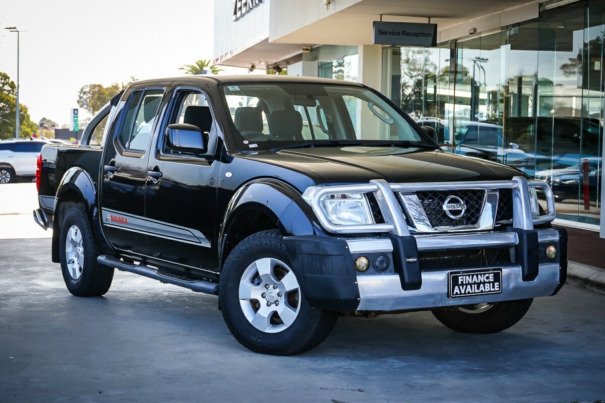 Nissan Navara image 1
