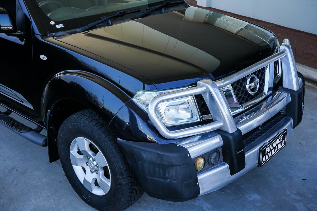Nissan Navara image 3