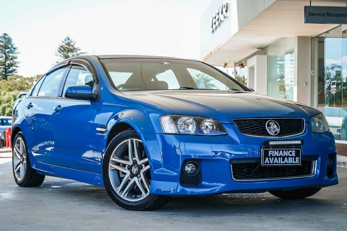 Holden Commodore image 1