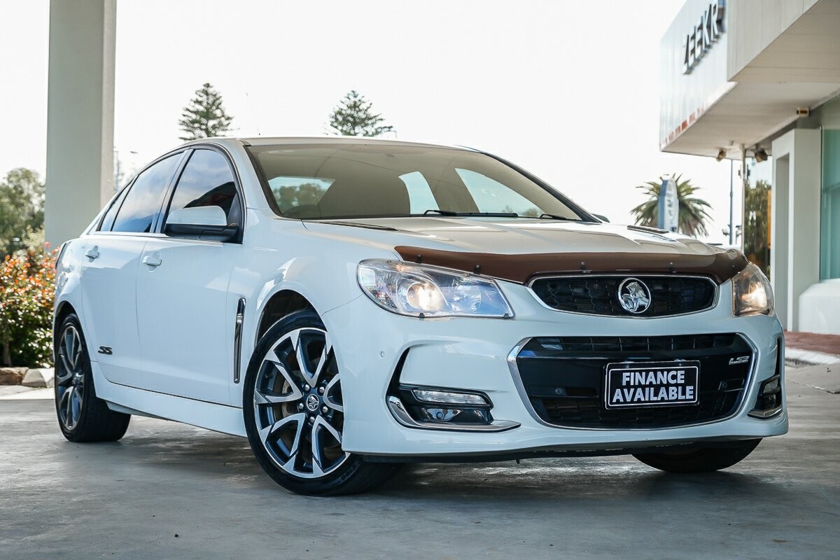Holden Commodore image 1