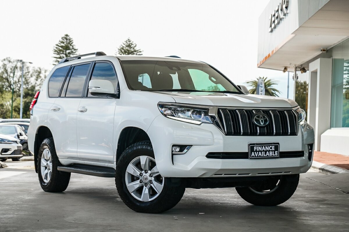 Toyota Landcruiser Prado image 1