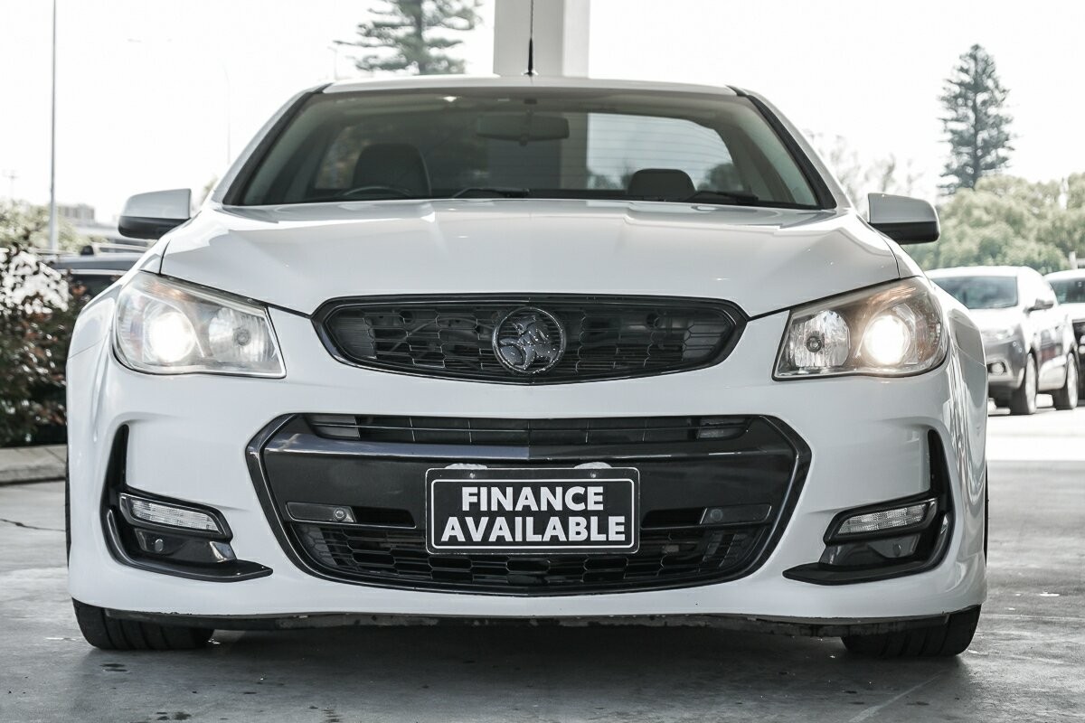 Holden Ute image 3