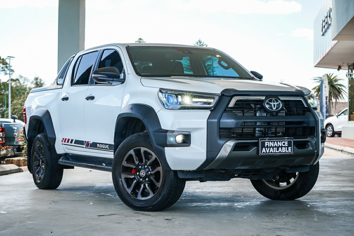 Toyota Hilux image 1