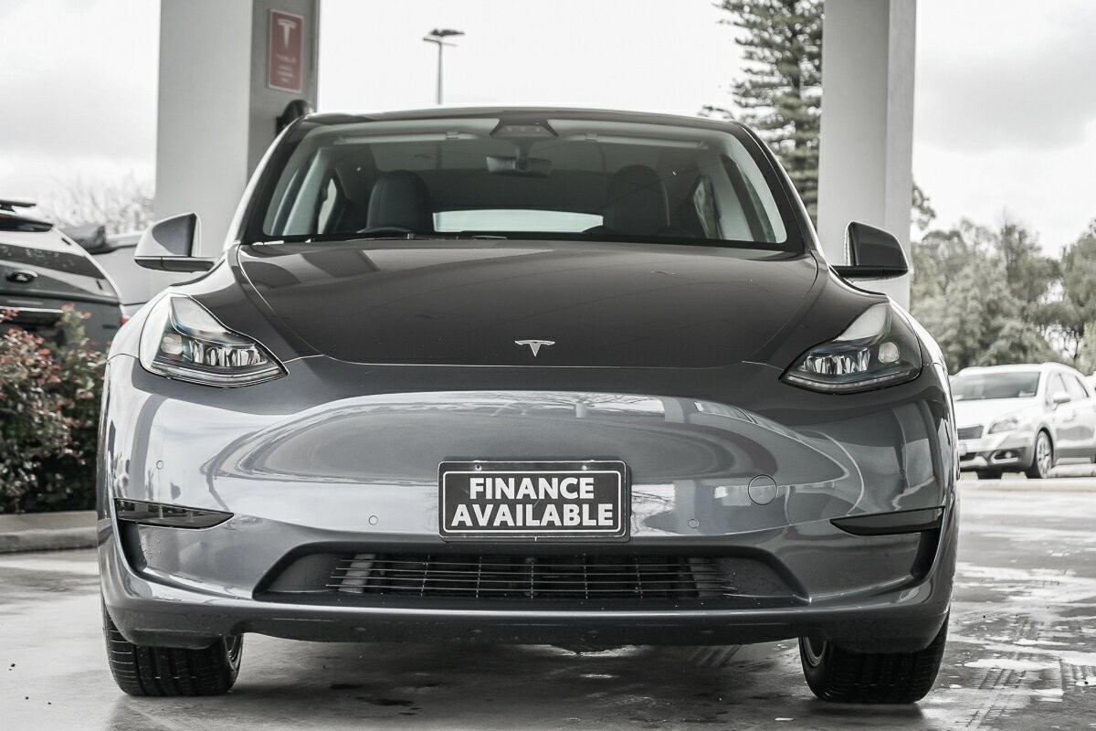 Tesla Model Y image 3