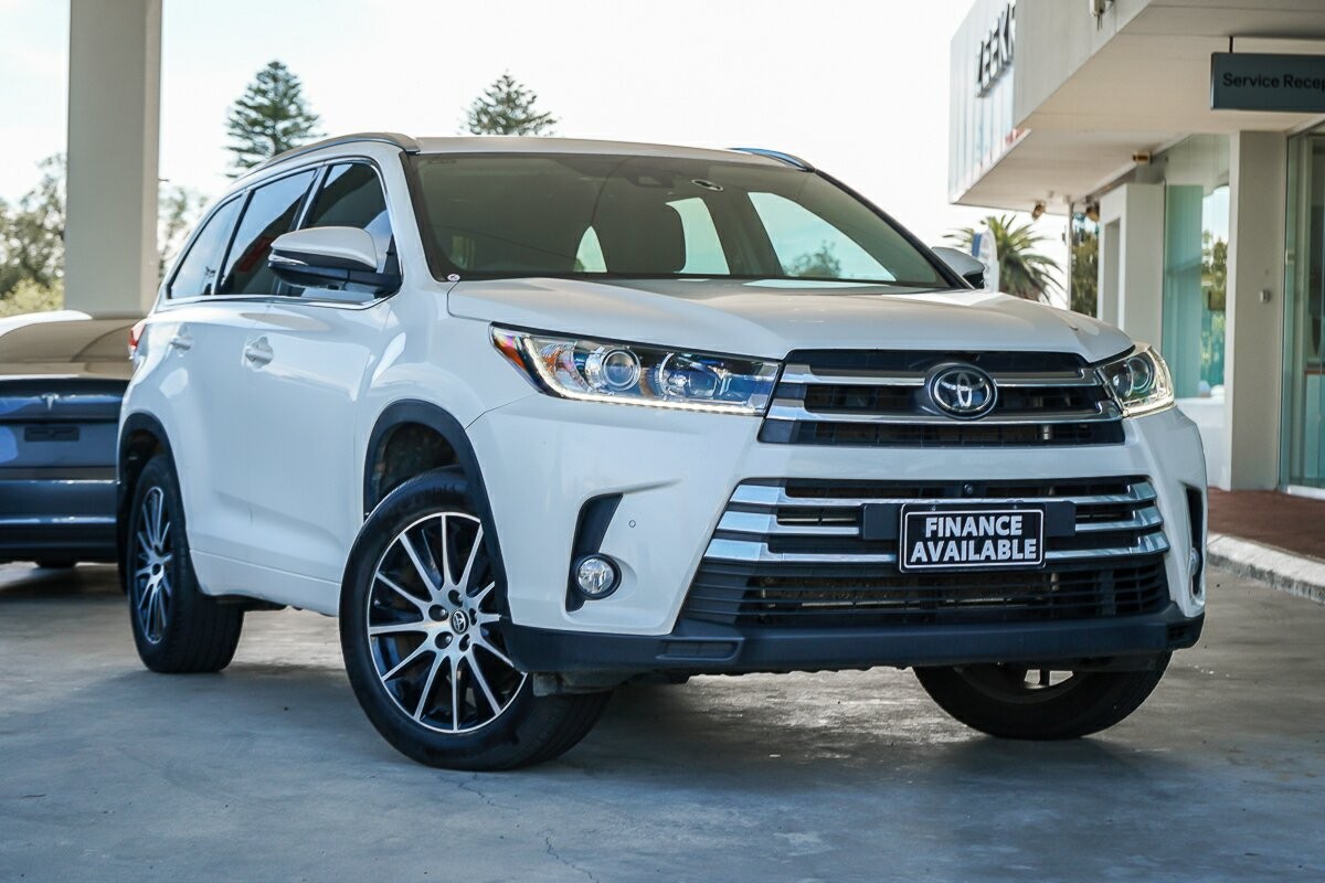 https://vehicle-cdn.autoleague.cloud/31373_U308969_1.jpg