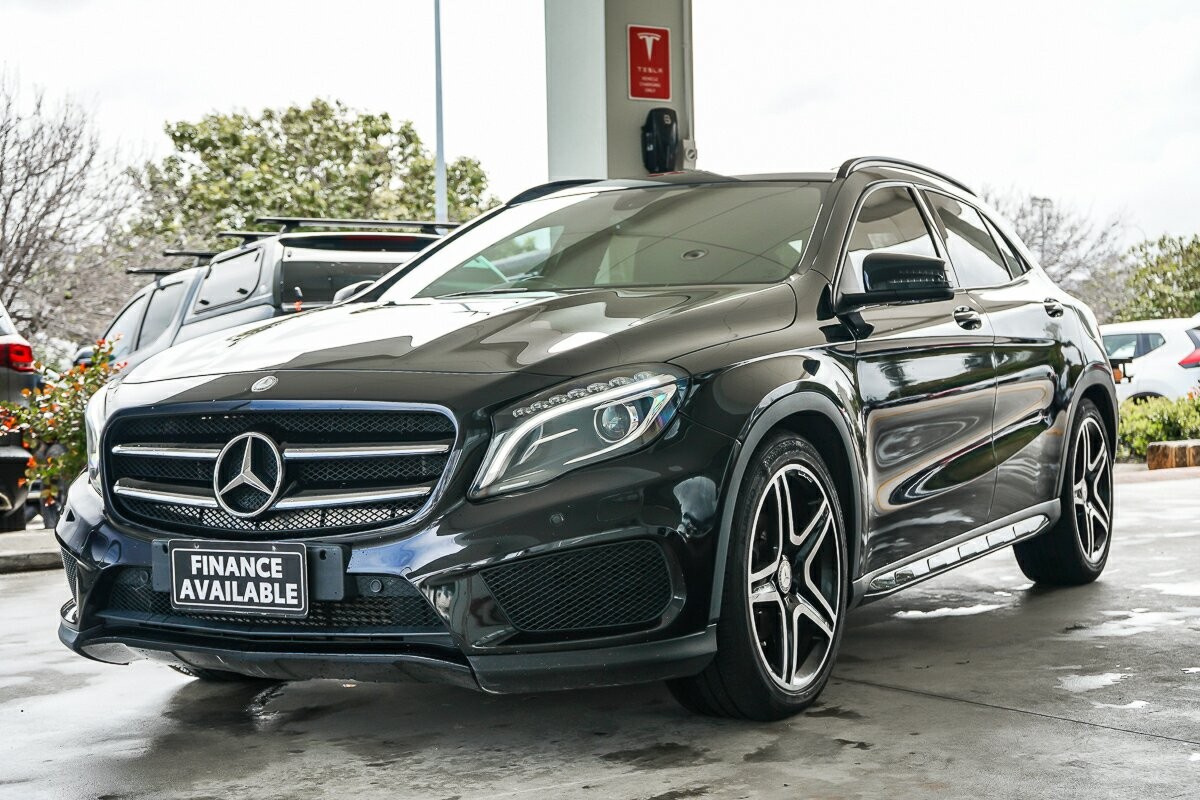 Mercedes Benz Gla-class image 4