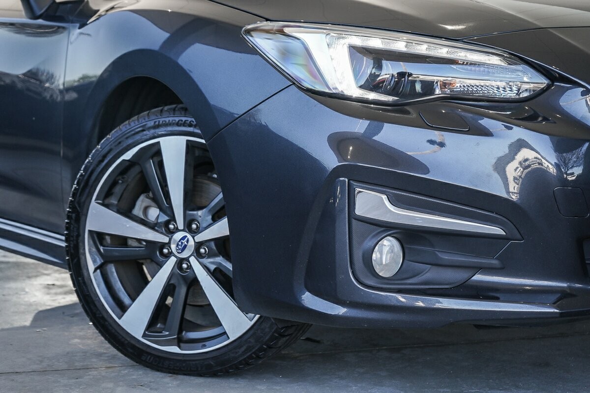 Subaru Impreza image 2