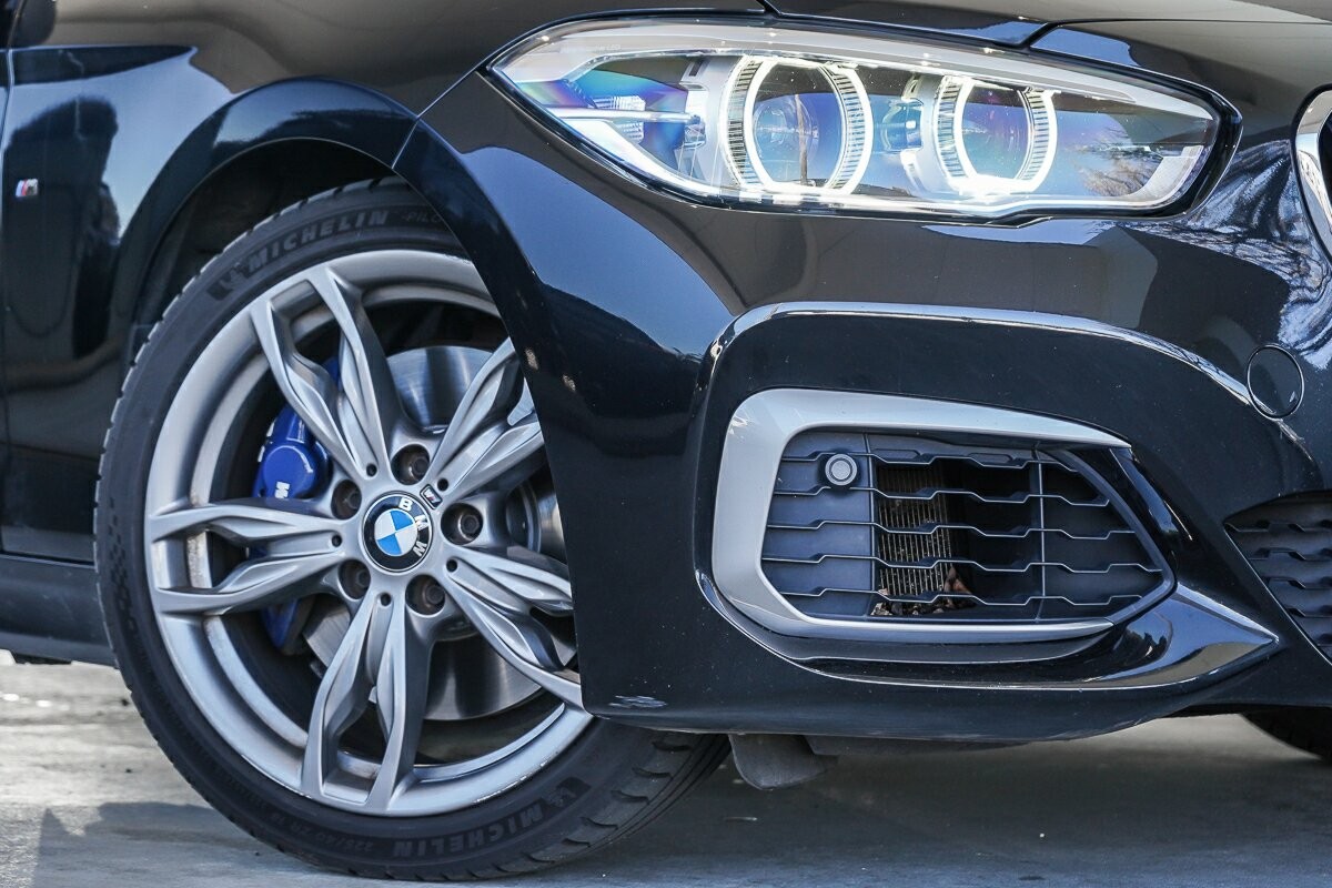 BMW 1 Series image 2