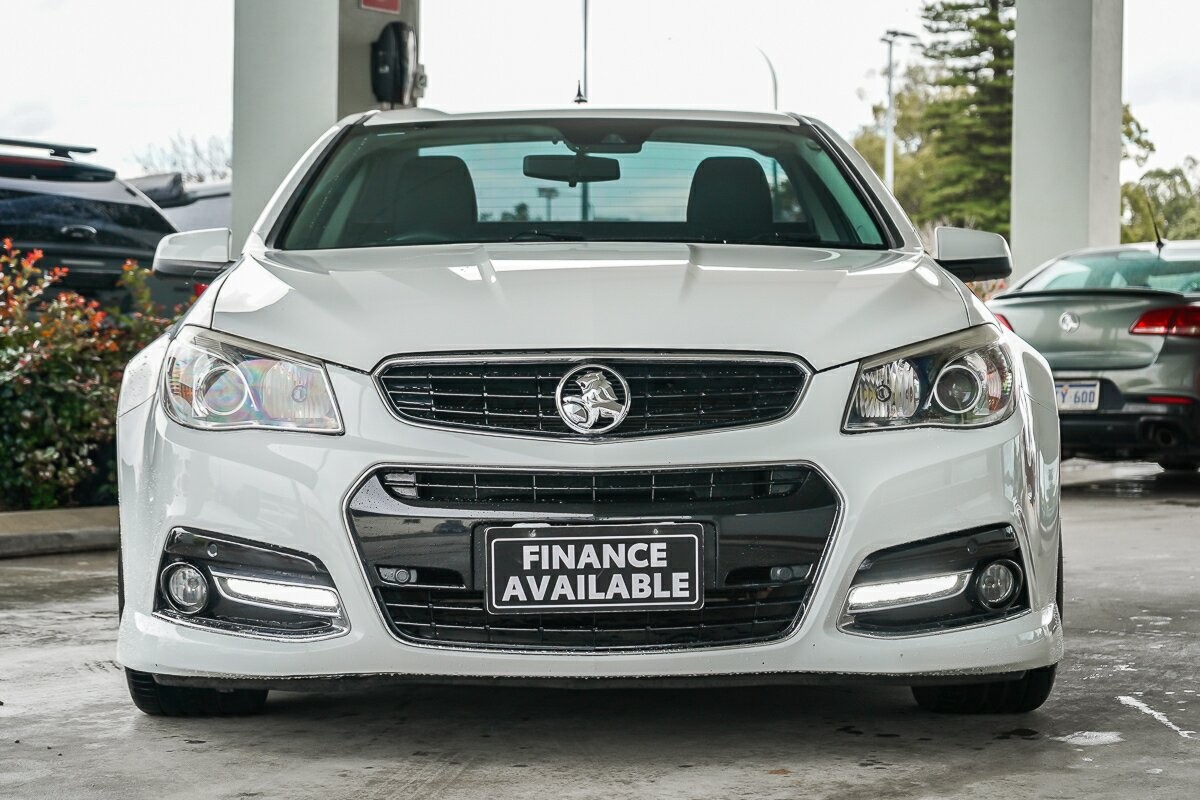 Holden Ute image 3